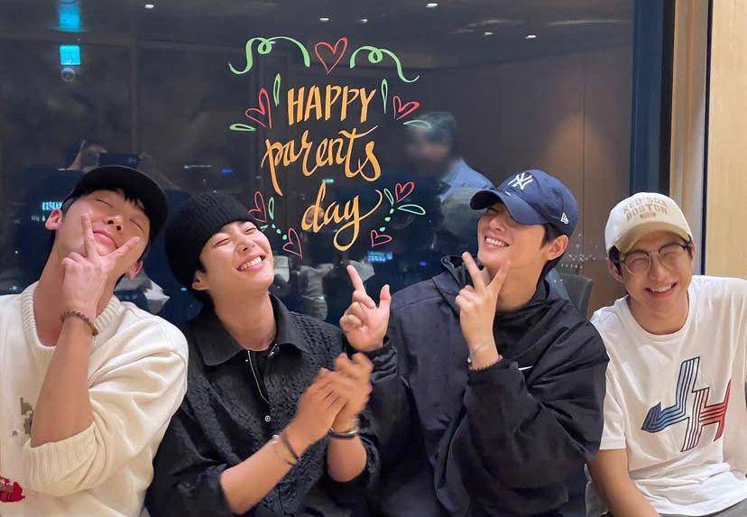 potret ASTRO (Instagram.com/ast_jinjin)