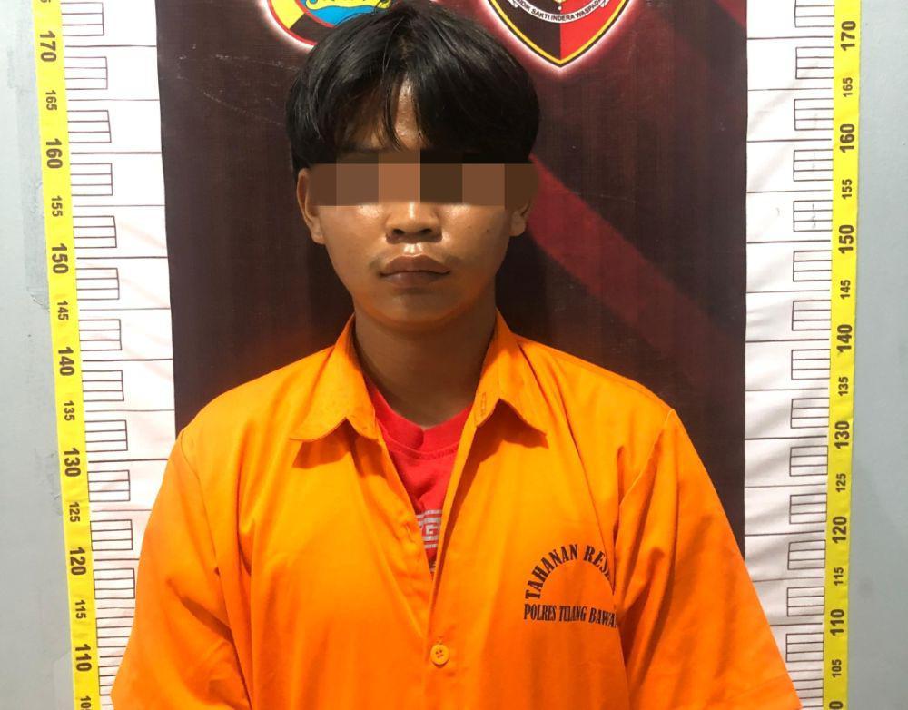 Sosok pelaku Salman diringkus petugas Polres Tulang Bawang. (Dok. Polres Tulang Bawang).
