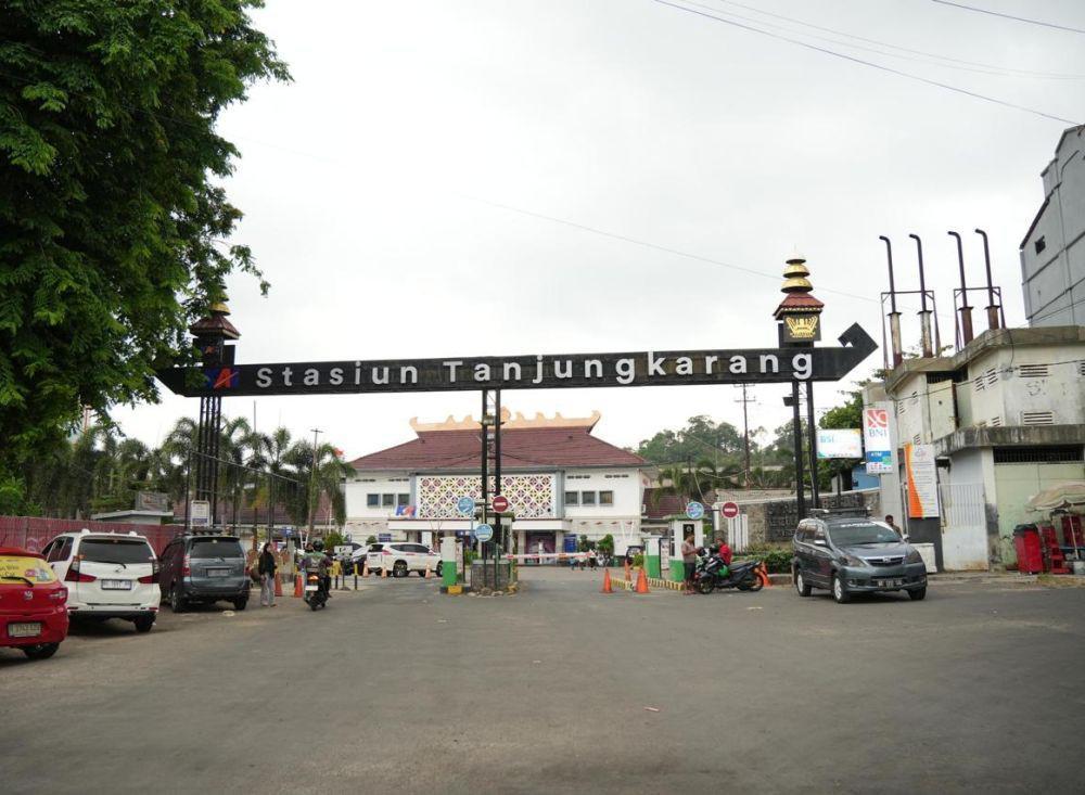 Aktivitas perkeretaapian di wilayah kerja KAI Divre IV Tanjungkarang. (Dok. KAI Divre IV Tanjungkarang).