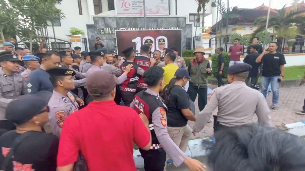 Viral! Kritik Mahasiswa 100 Hari Kerja Pemkab Ponorogo Berujung Ricuh