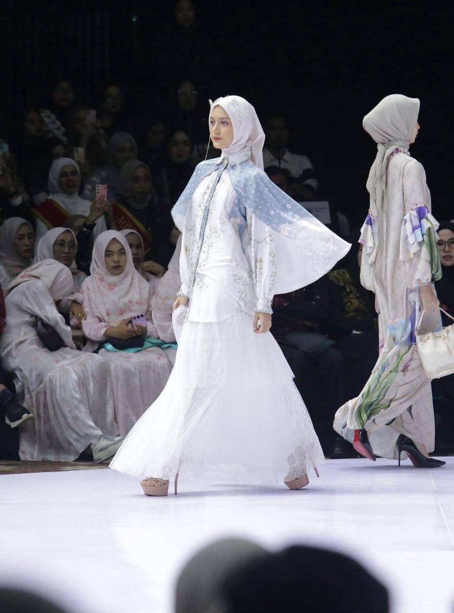 Koleksi Marshal Prive x Dea Textile di Indonesia Fashion Week 2025 (dok. Dandy Hendrata)