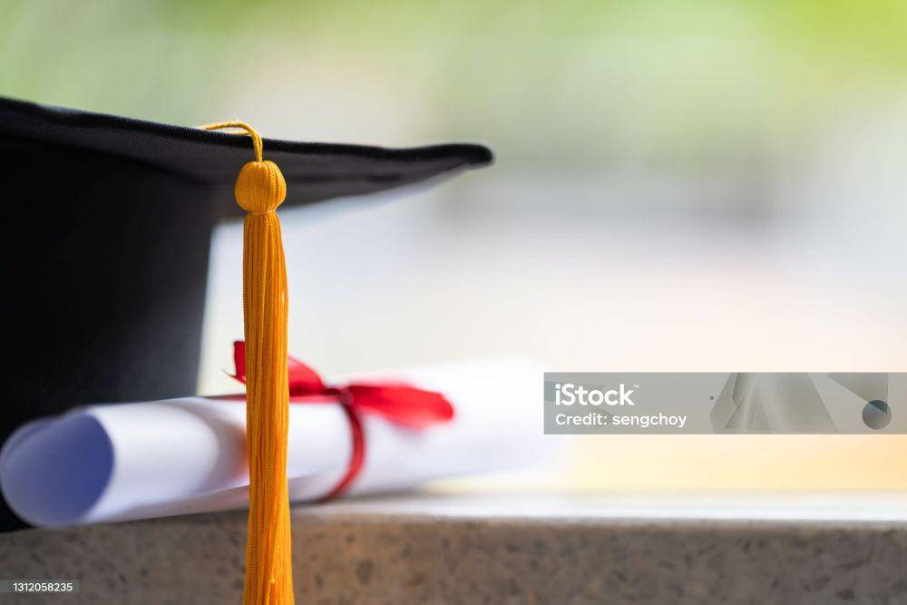 Ilustrasi lulus. (Dok. iStock/sengchoy)