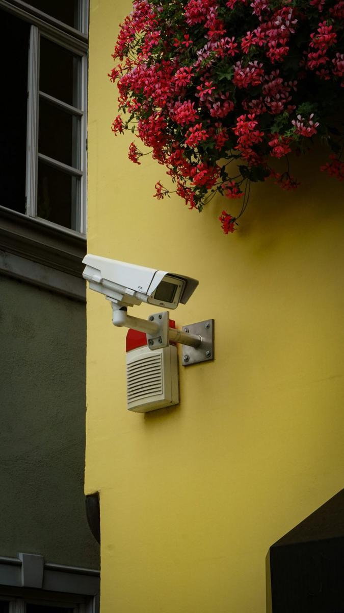 Ilustrasi CCTV (Unsplash.com/Max Böhme)
