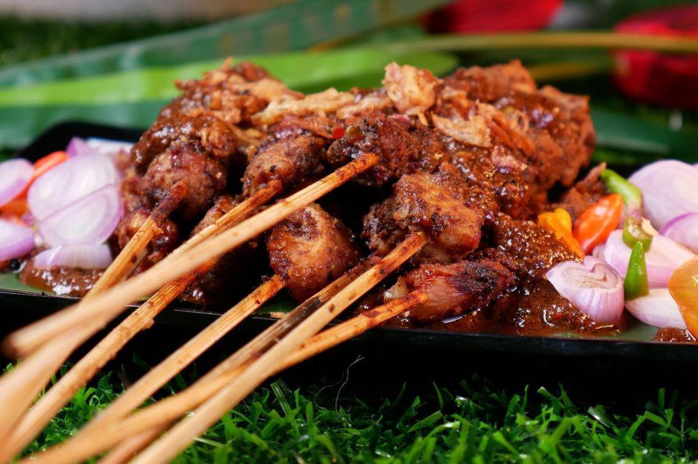3 Cara Membumbui Sate biar Gurih dan Meresap hingga ke Dalam