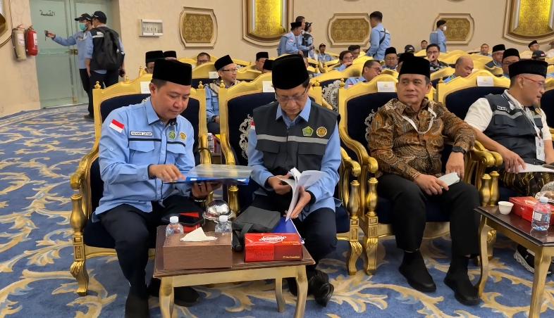 Rapat dengan Timwas DPR, Menag Paparkan Problematika Layanan Haji