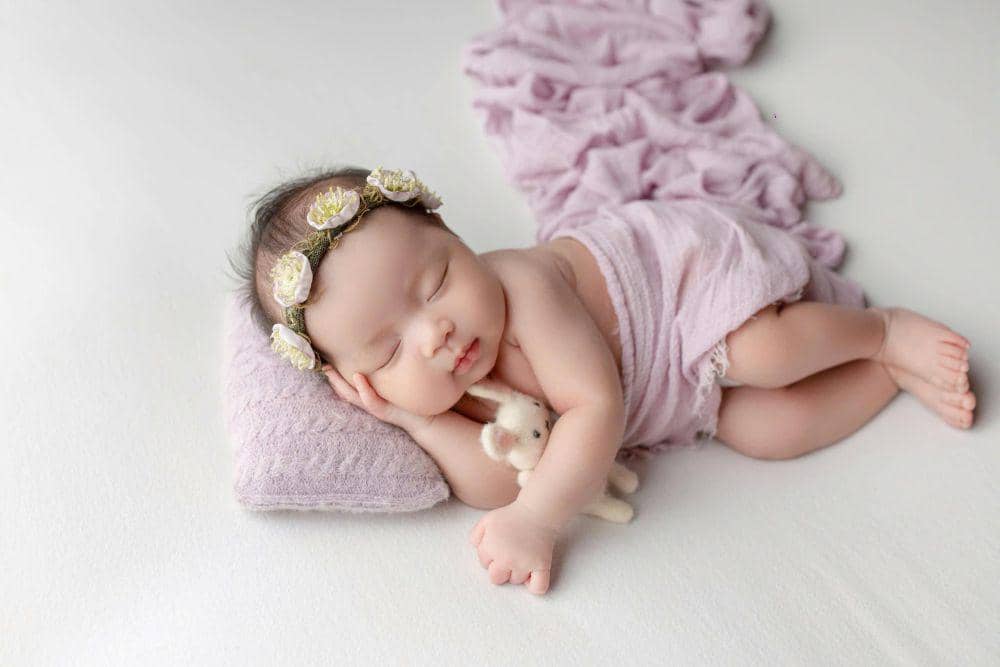 ilustrasi bayi tertidur (pexels.com/Baby MinhChou)