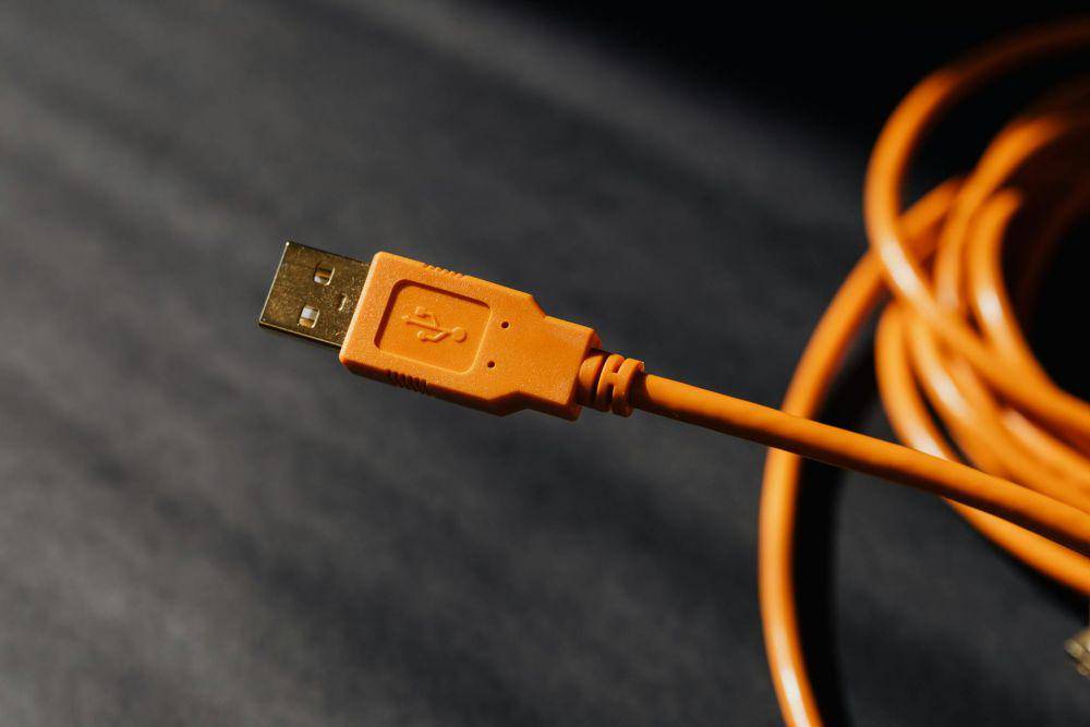 ilustrasi kabel (pexels.com/Photo By: Kaboompics.com)