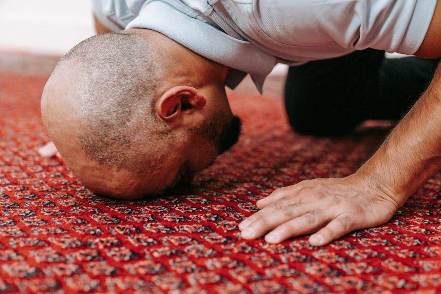 Ilustrasi salat (Pexels.com/Timur Weber)