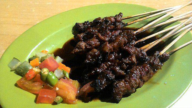 5 Tips Membuat Sate Maranggi Daging Kurban yang Empuk dan Meresap 