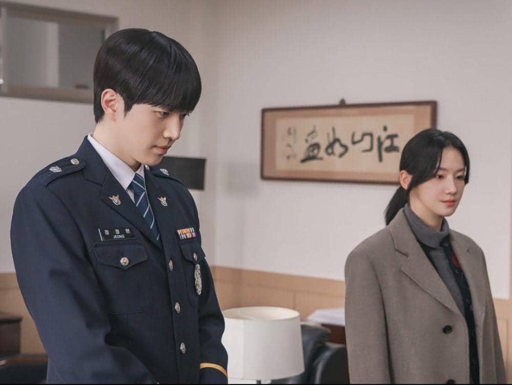 still cut Kang Hoon di drama Hunter With A Scalpel (instagram.com/xplusu.series)