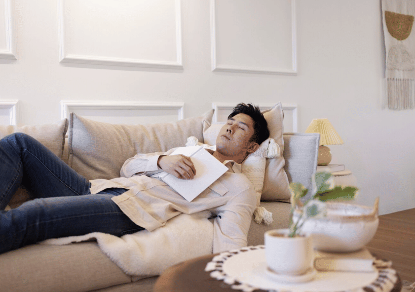 ilustrasi tidur siang (freepik.com/freepik)