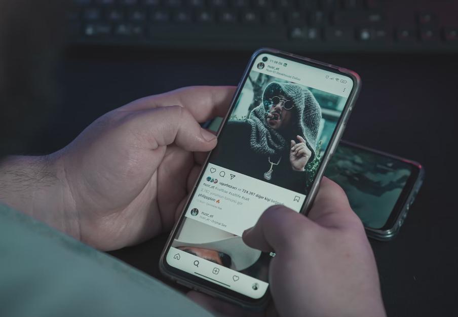 [QUIZ] Cek Karaktermu dari Cara Membuat Caption IG