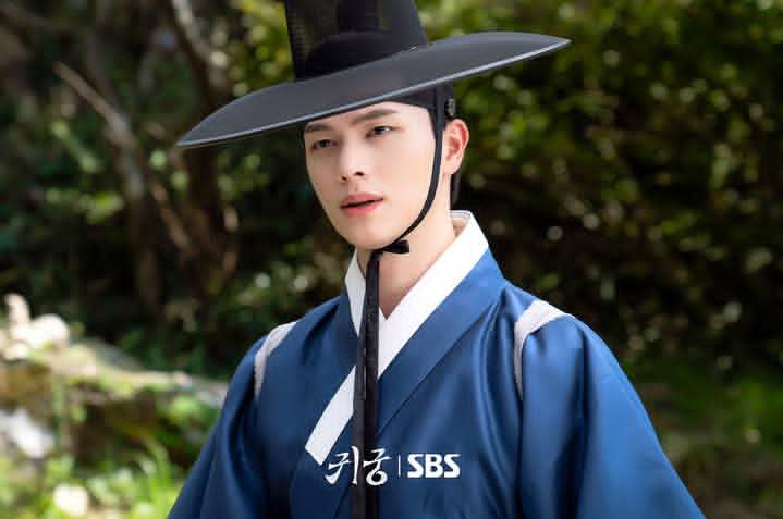 still cut drakor The Haunted Palace (instagram.com/sbsdrama.official)