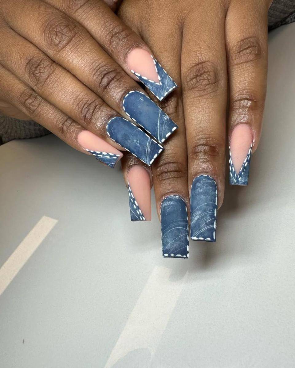Ilustrasi nail art (instagram.com/xcouturenails)