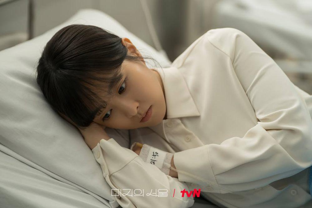 still cut drama Our Unwritten Seoul (instagram.com/tvn_drama)