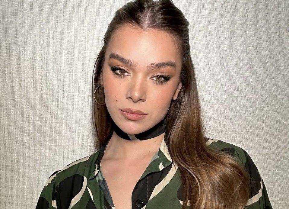 Hailee Steinfeld (instagram.com/haileesteinfeld)