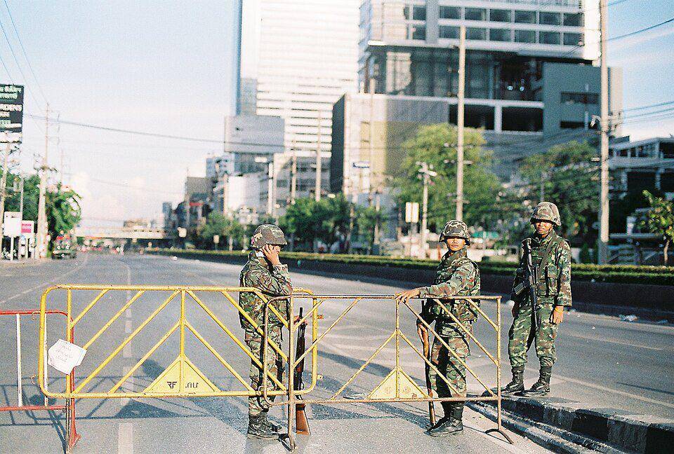 Pasukan militer Thailand di Bangkok. (commons.wikimedia.org/Charly Monsoon)