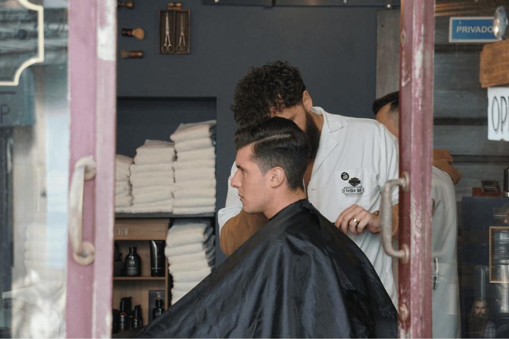 7 Tips Mengakali Potongan Rambut Cowok yang Tidak Sesuai Ekspektasi