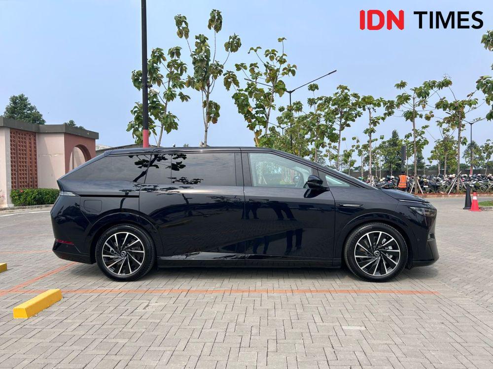 7 Foto Xpeng X9, MPV Mewah Bertampang Futuristik