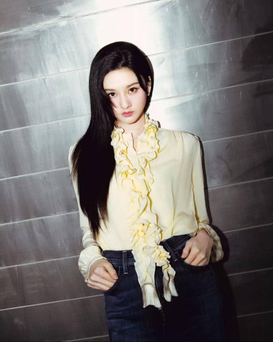 potret Song Zuer (dok. weibo Song Zu Er)