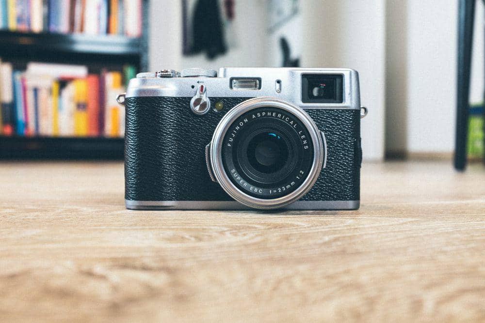 Ilustrasi kamera Fujifilm (Unsplash.com/ Ben Sauer)