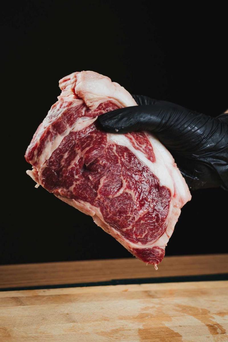 5 Tips Menyimpan Daging Kurban, Agar Tetap Segar di Kulkas