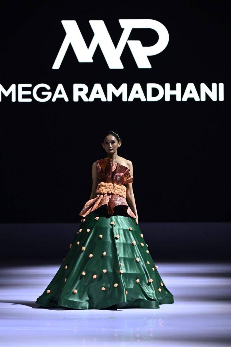 Karya Mega Ramadhani (Dok. Indonesia Fashion Week 2025)