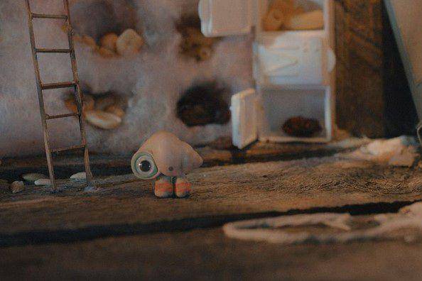 adegan dalam film Marcel the Shell with Shoes On. (dok. A24/Marcel the Shell with Shoes On)