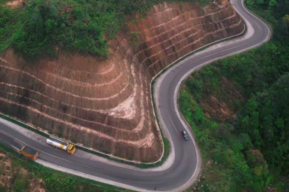 Cuplikan Jalan Tarutung-Sibolga (instagram.com/ceritasibolga)