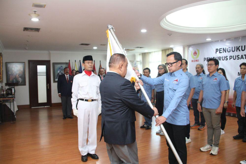Bima Arya Dilantik Jadi Ketum Asosiasi Lari Trail Indonesia