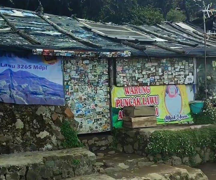 Potret warung Mbok Yem yang tutup paska meninggal dunia. IDN Times/ Istimewa.