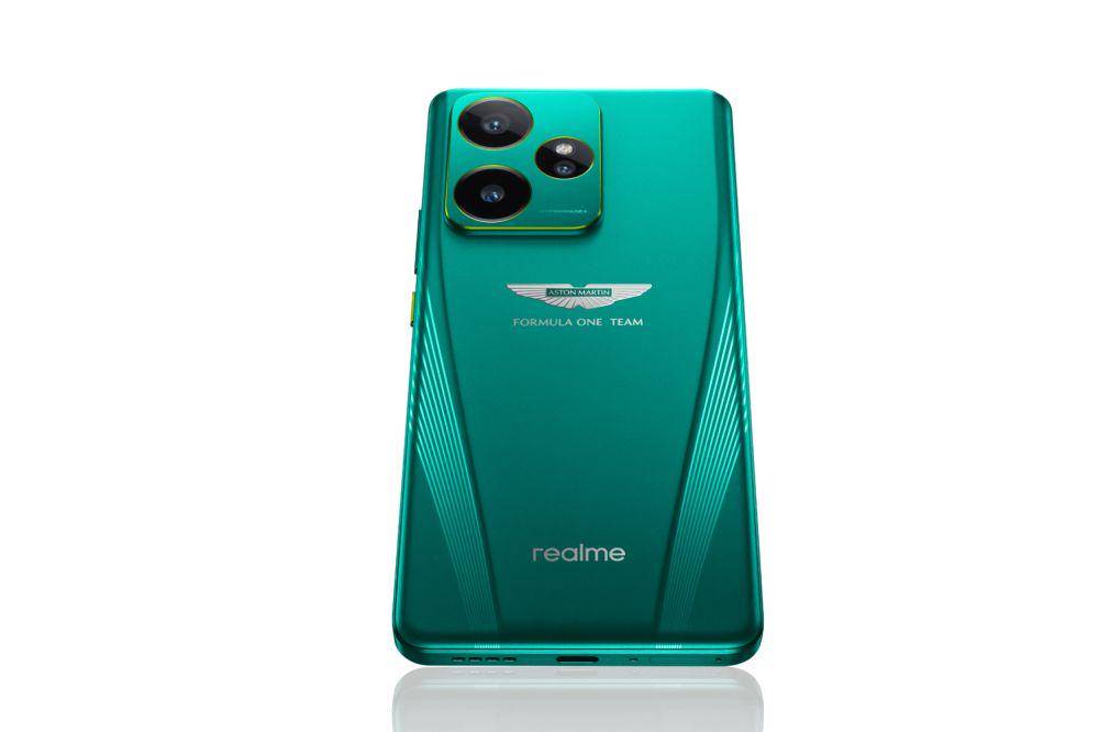 tampilan sisi belakang realme GT 7 Dream Edition (realme.com)