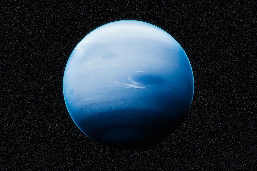 ilustrasi planet Neptunus (unsplash.com/Alex Suparman)