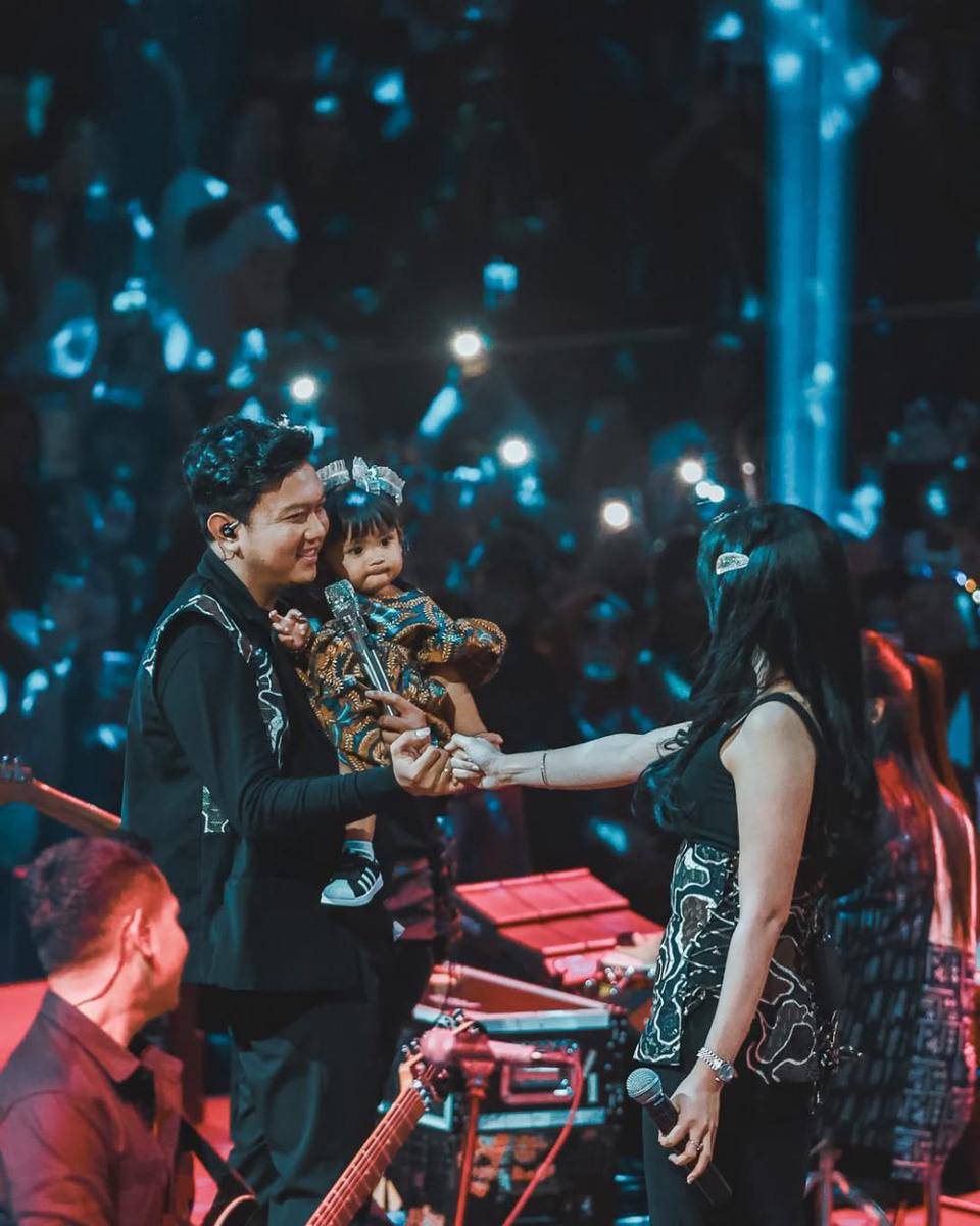 potret Denny Caknan dan keluarga (instagram.com/denny_caknan)