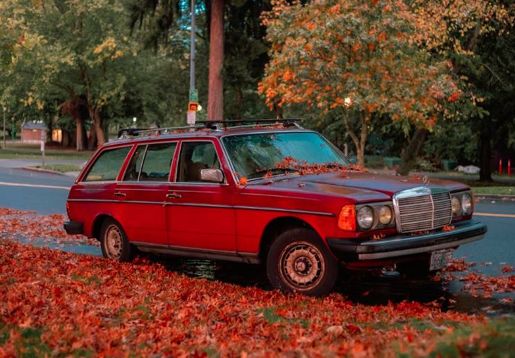 ilustrasi mobil wagon (pexels/Josh Hild)