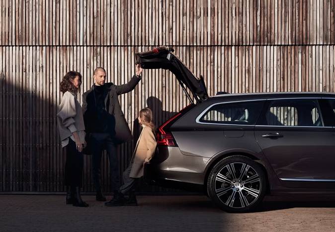 ilustrasi mobil wagon (volvocars.com)