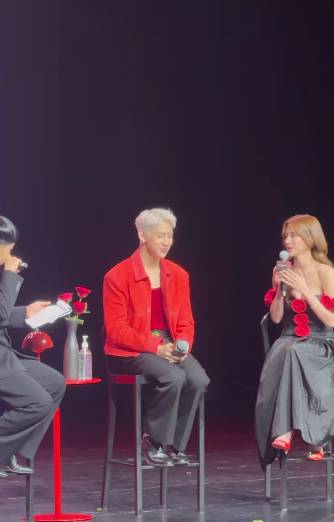 BamBam GOT7 bertemu dengan Baifern Pimchanok (instagram.com/baifernbah)