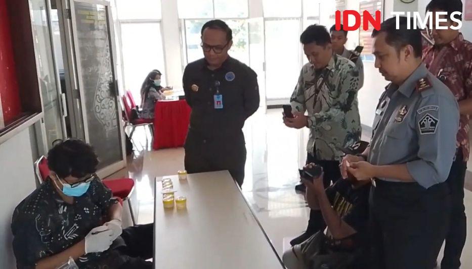 Lapas Purwokerto dan BNNK Banyumas Gelar Tes Urine Massal