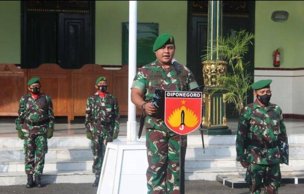 Kepala Penerangan Kodam IV/Diponegoro, Kolonel Inf Andy Soelistyo di Markad Kodam IV/Diponegoro. (www.instagram.com/@kodim0721blora)
