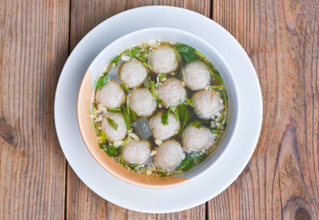 ilustrasi bakso (vecteezy.com/Bigc Studio)