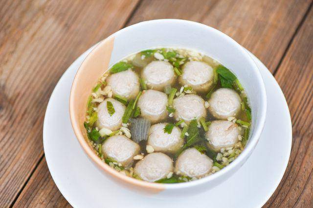 Potret semangkuk bakso  