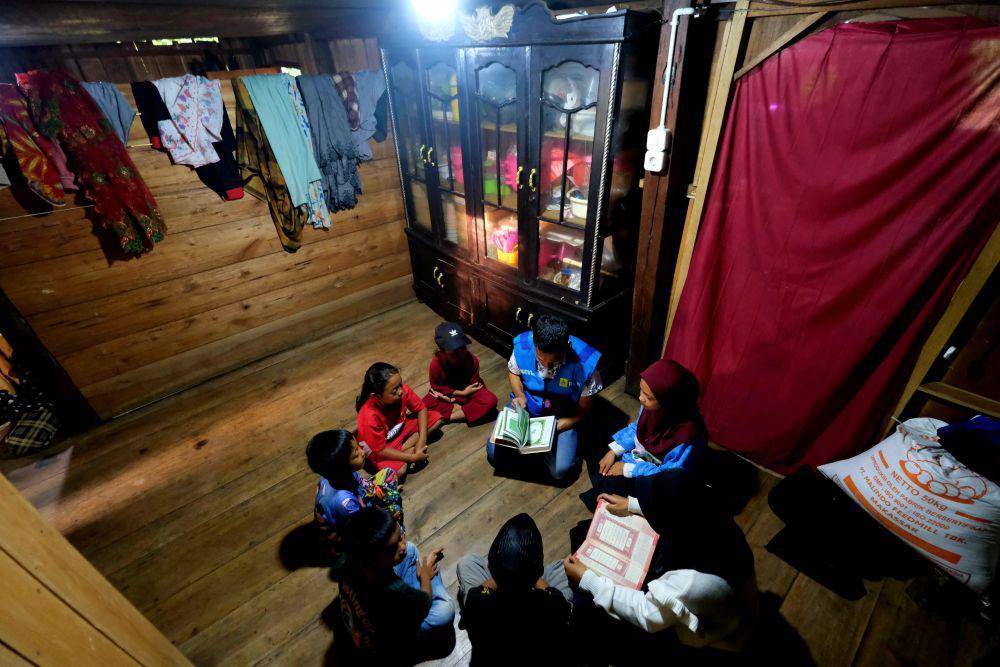 Kampung Menra di Tengah Hutan Sinjai Kini Dialiri Listrik PLN