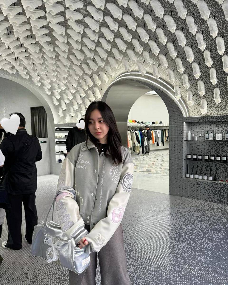 Park Ji Hu (instagram.com/03_hu)