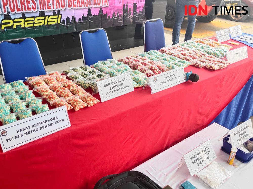 Polres Bekasi Tangkap Pengedar Narkoba, 14.473 Kapsul Ekstasi Disita