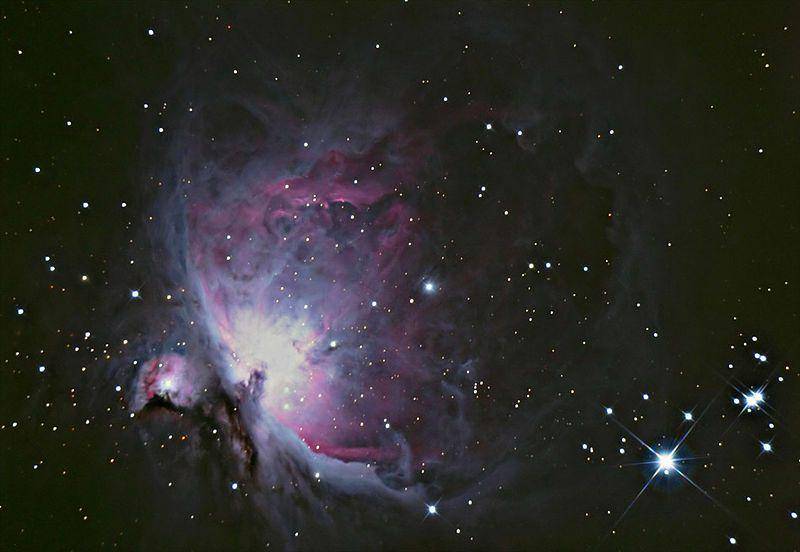 potret Orion Nebula dengan nama lain Messier 42