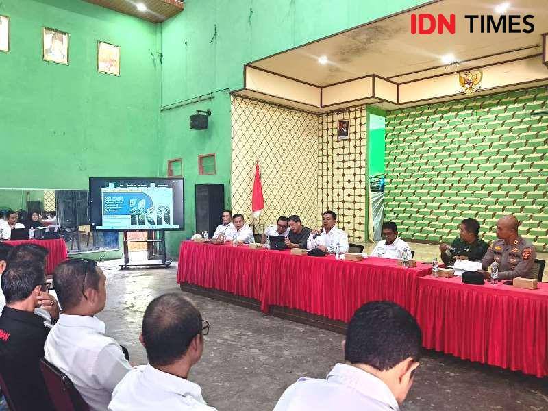 Direktur Kuswanto berikan penjelasan tentang batas wilayah IKN di Kukar (IDN Times/Ervan)