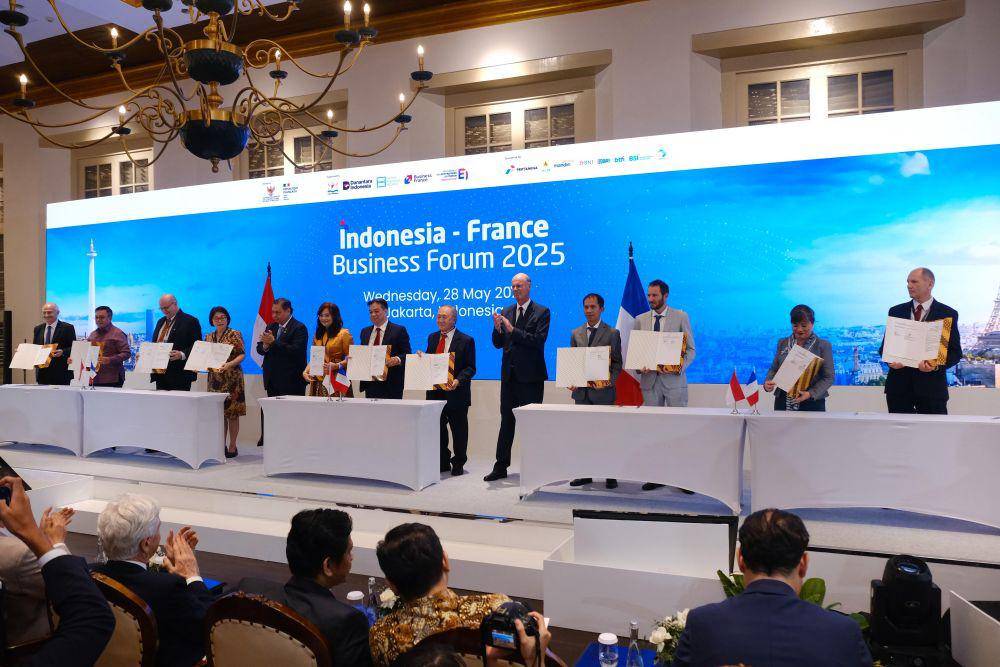 Pertamina NRE dan MGH Energy baru saja menandatangani nota kesepahaman bersama untuk pengembangan e-fuels pada 28 Mei 2025 lalu dalam acara Forum Bisnis Indonesia-Prancis (pertaminanre.com)