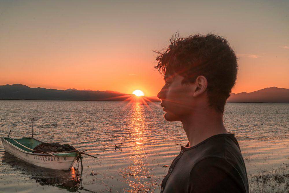Ilustrasi sedih (Unsplash.com/ Jezael Melgoza)