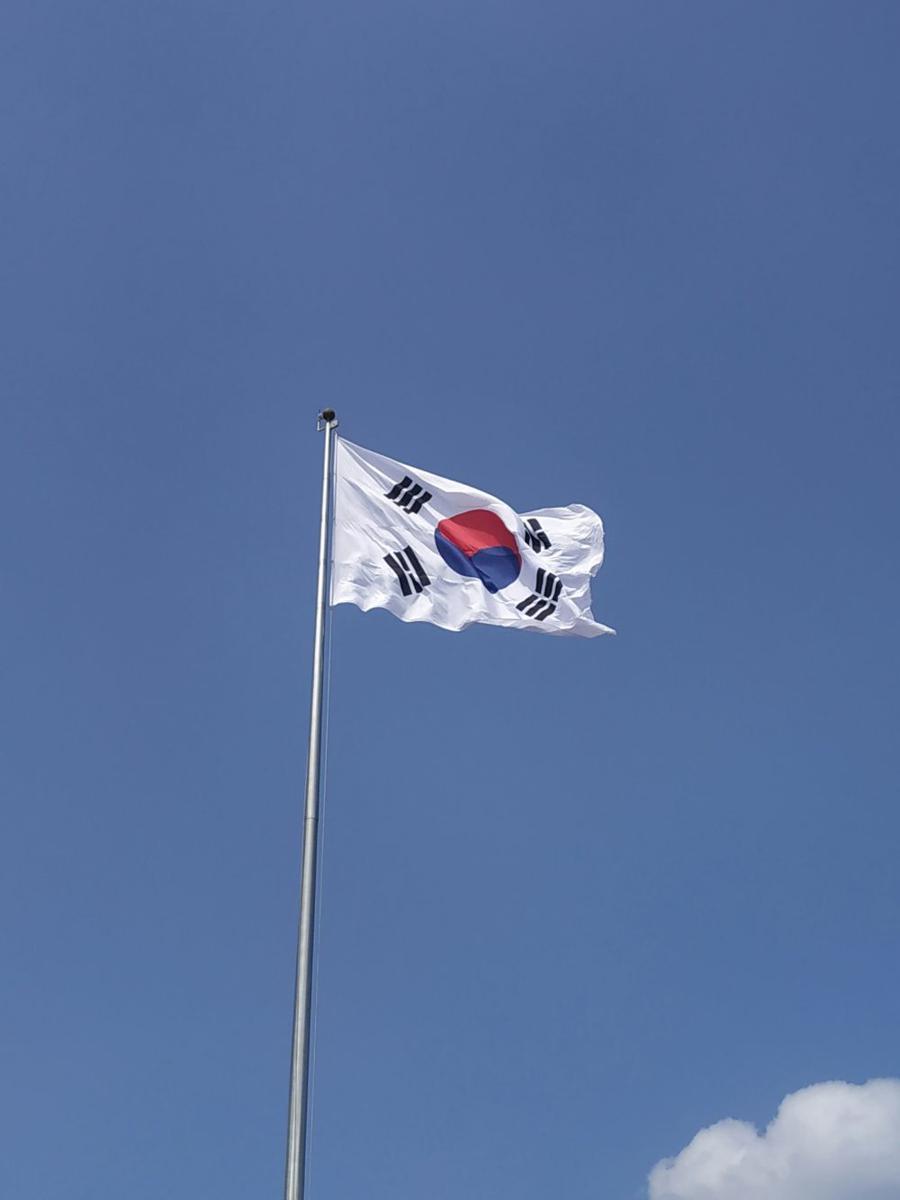 Bendera Korea Selatan (Markus Wedler/Unsplash)