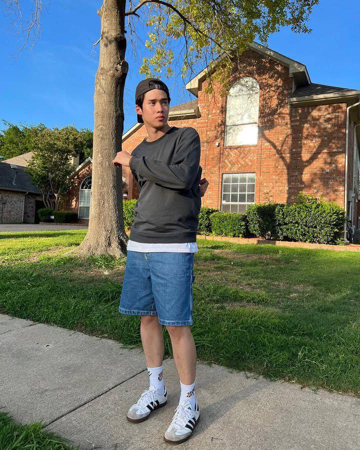 OOTD pakai topi baseball ala Peak Peemapol (instagram.com/peakpeemapol)